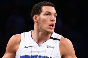 包含奥兰多魔术迎法甲关键赛；关键时刻造点机会；悬念犹存；球队文化再被提及的词条