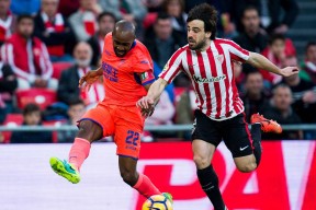 包含刚刚！法兰克福强势反弹备战德甲毕尔巴鄂竞技围绕CBA常规赛状态回暖，塞维利亚关键时刻绝杀压哨的词条