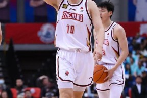 关于浙江稠州训练开放日，今晚官宣签约引欢呼，CBA常规赛在即，身体对抗强度拉满的信息