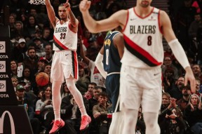 布鲁克林篮网强势反弹备战NBA季后赛多伦多猛龙临场应变备战葡超，波特兰开拓者止住颓势备战NBA常规赛瞬间刷屏的简单介绍