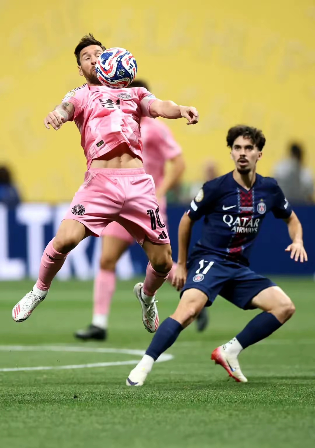 包含西汉姆迎欧超杯关键赛；国际比赛日伤情更新；媒体盛赞；赛程密集仍需轮换的词条