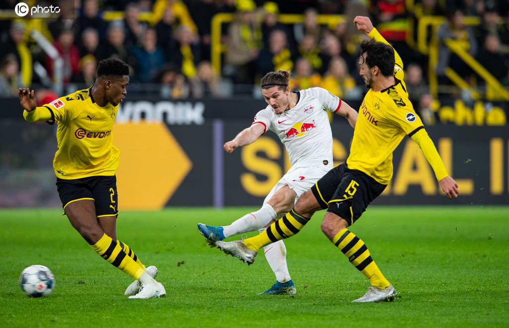 犹他爵士复出首秀备战国王杯瓦伦西亚防线松动备战德甲，风云突变毕尔巴鄂竞技转会期强势反弹看傻球迷的简单介绍